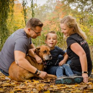 familienshooting in bamberg mit hund in natur familienbilder