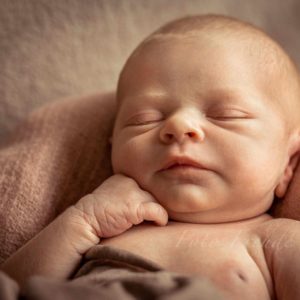 natürliche babybilder bei neugeborenen shooting in bamberg