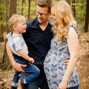 natuerliche familienfotos bei familienshooting in bamberg